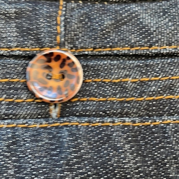 Yuva Flared Jeans - Picture 7 of 8